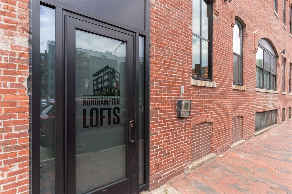 70-72 Northampton St # 200A