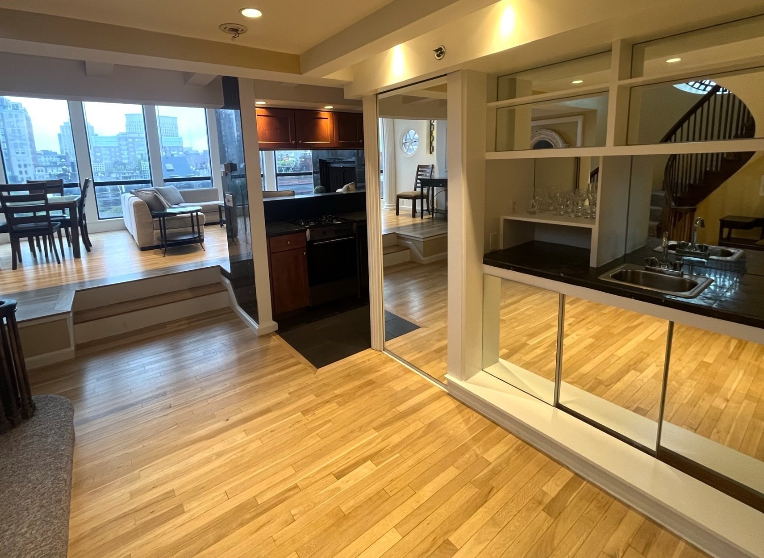 113 Beacon St Unit: PHR