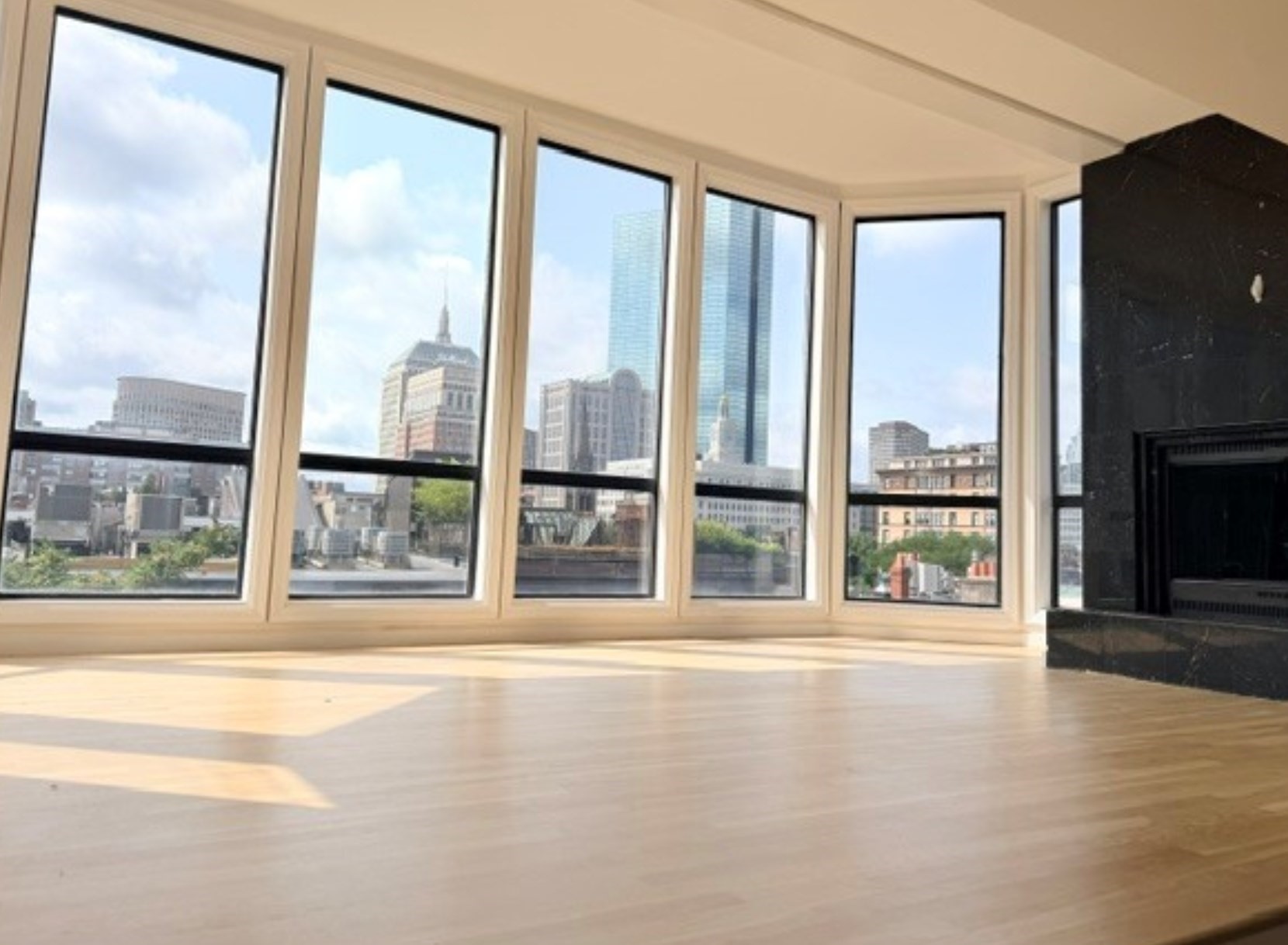 113 Beacon St Unit: PHR