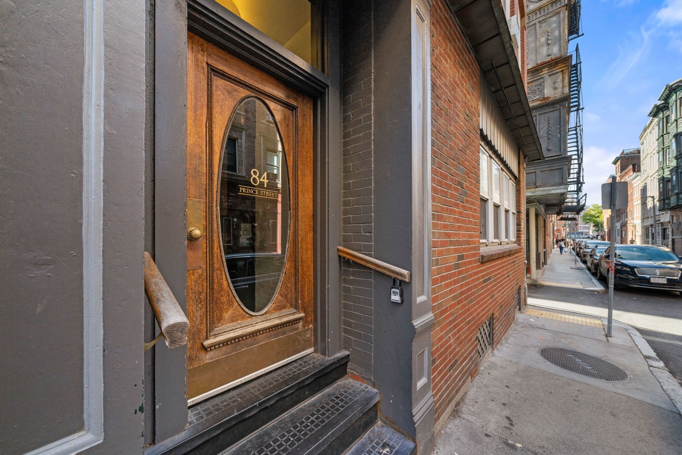 84 Prince St # 5B