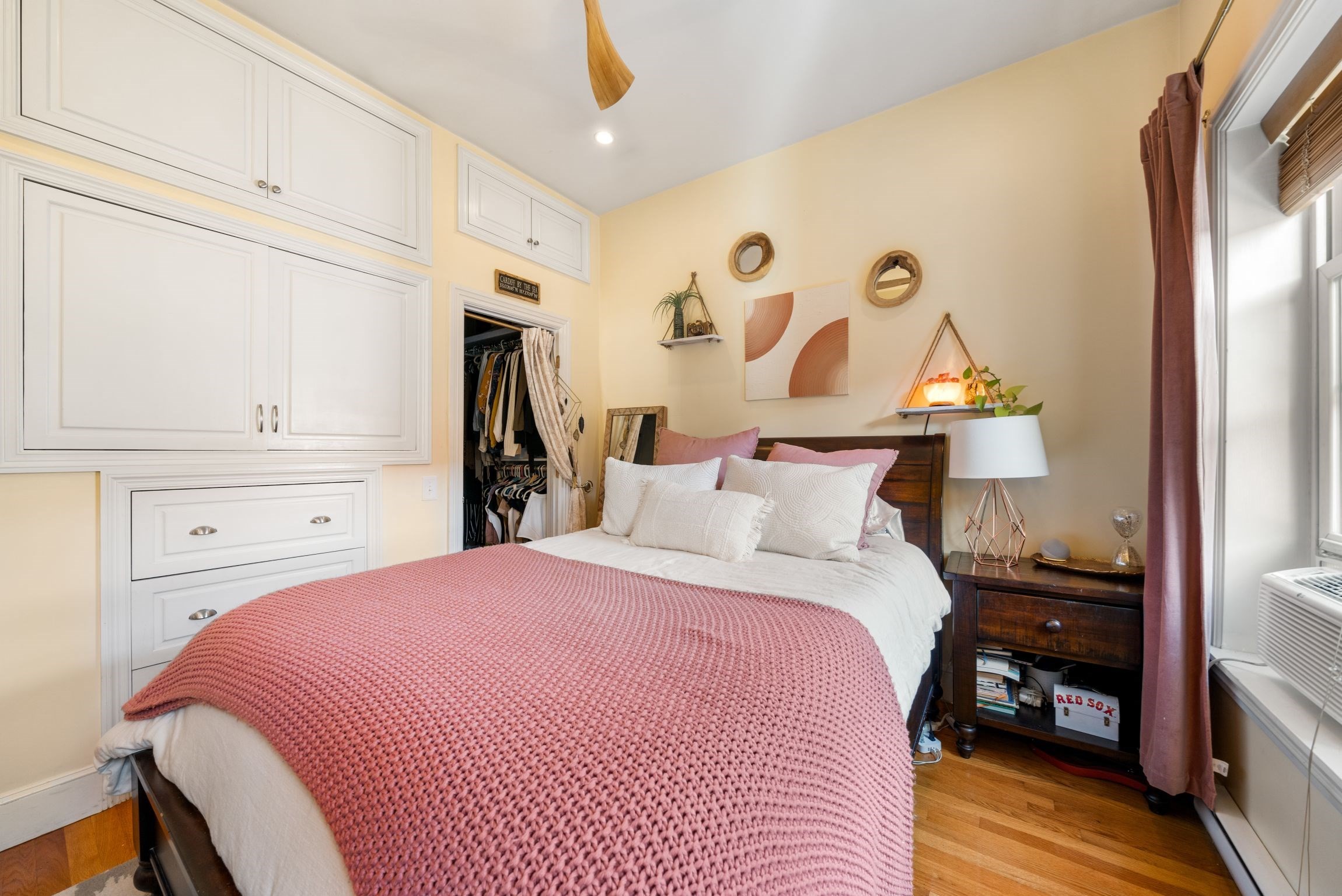 84 Prince St # 5B