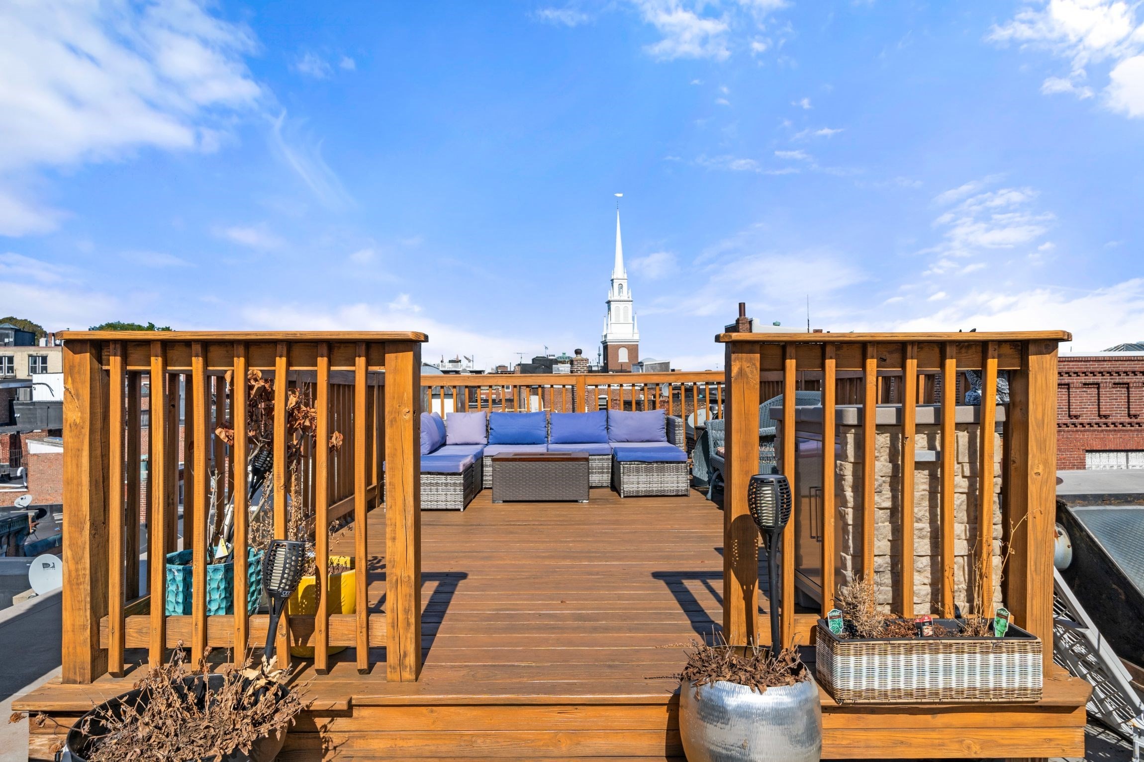 84 Prince St # 5B