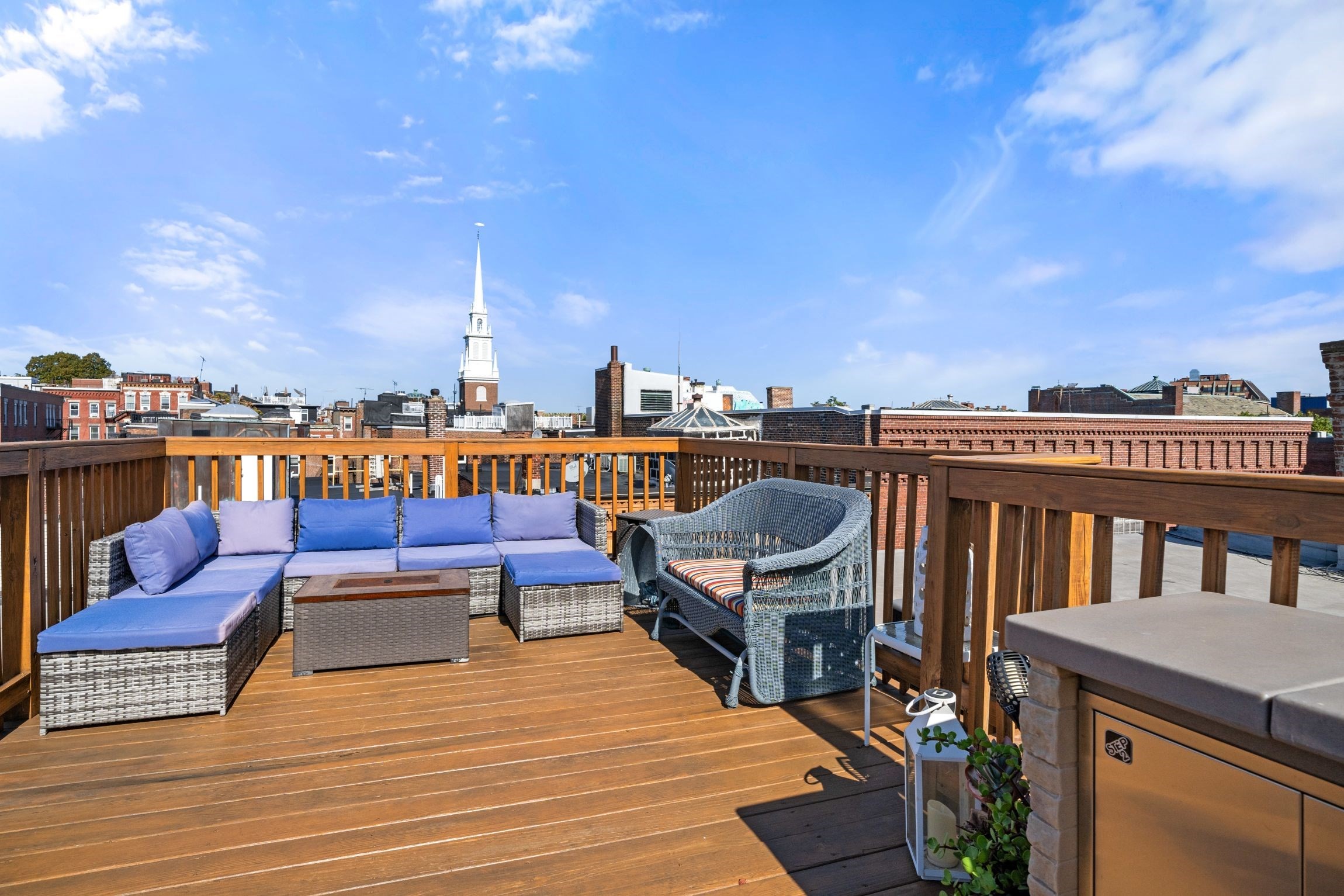 84 Prince St # 5B