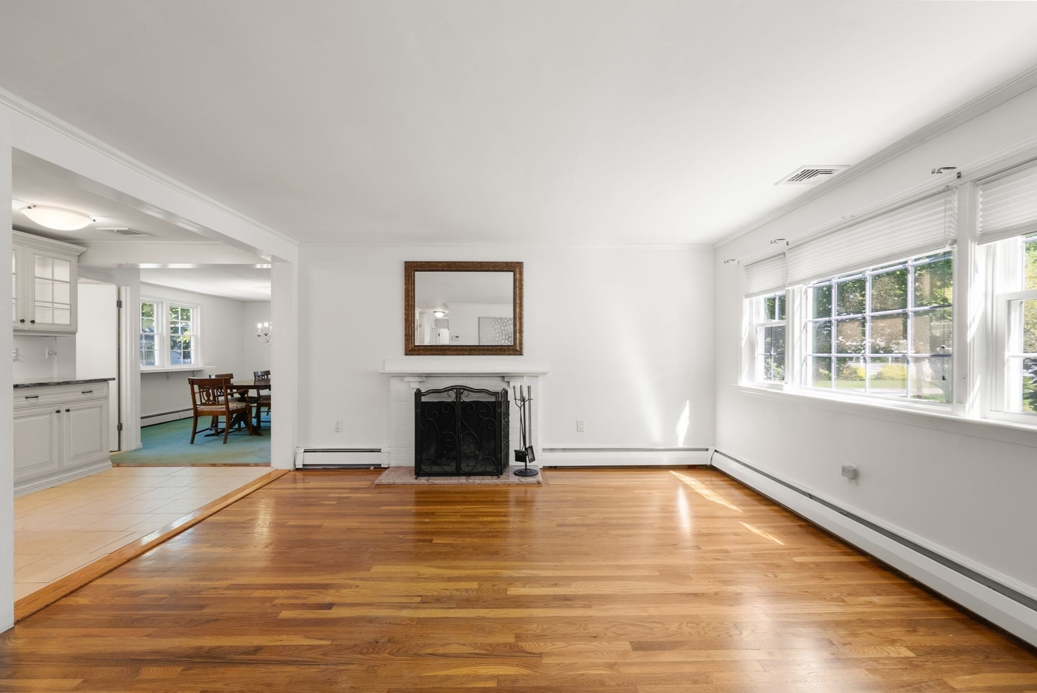 4 Carson Rd