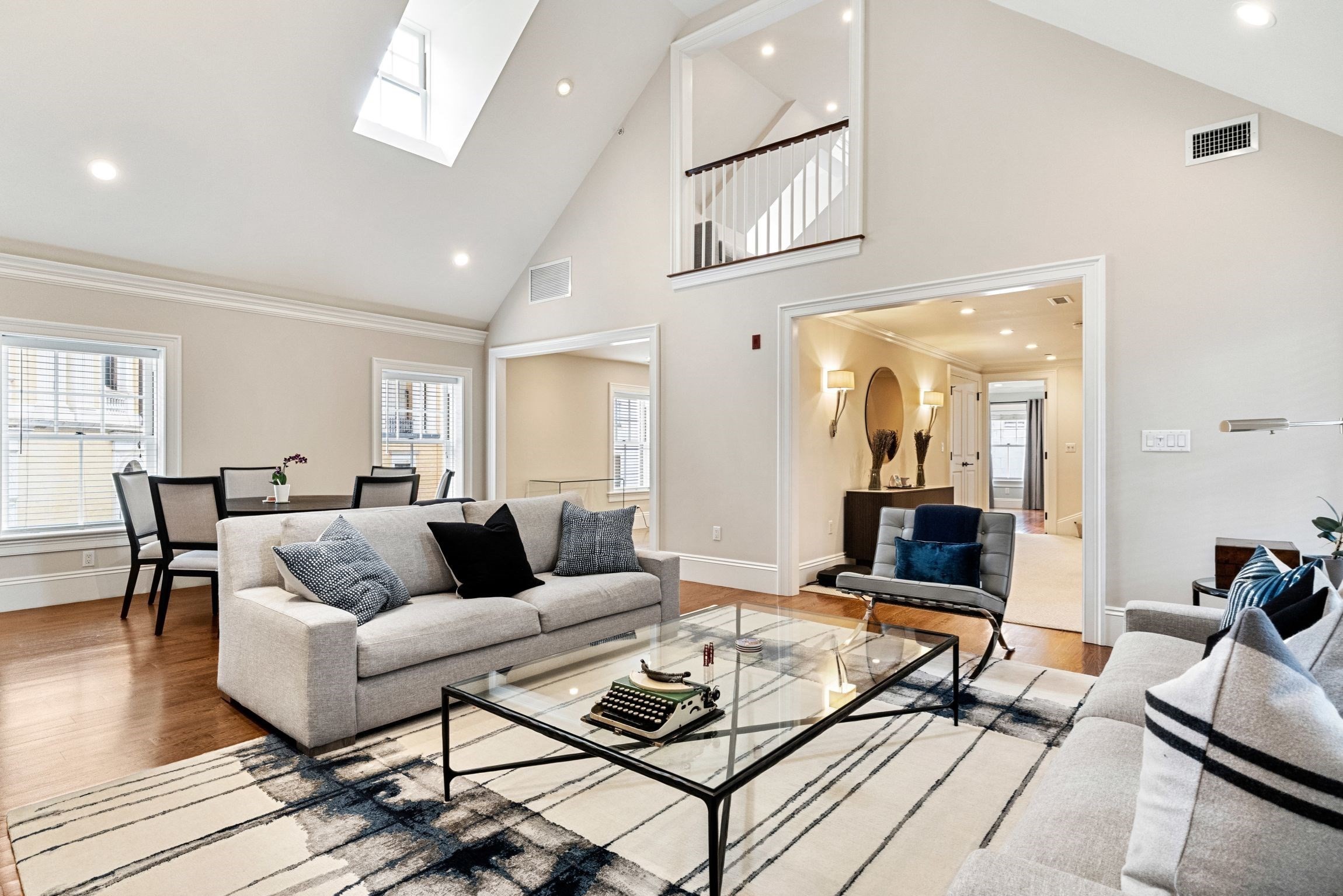 31 Mount Vernon St # 4