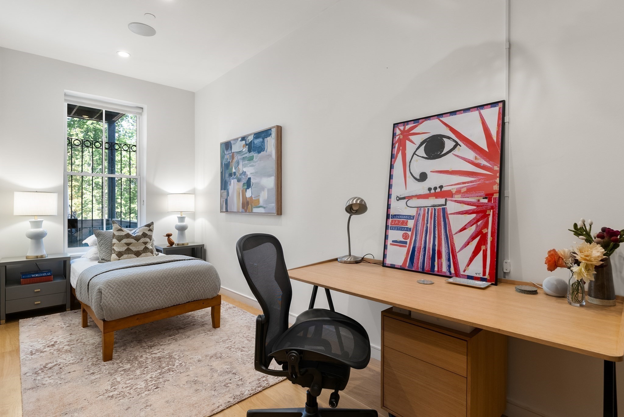 429 Columbus Ave # 2