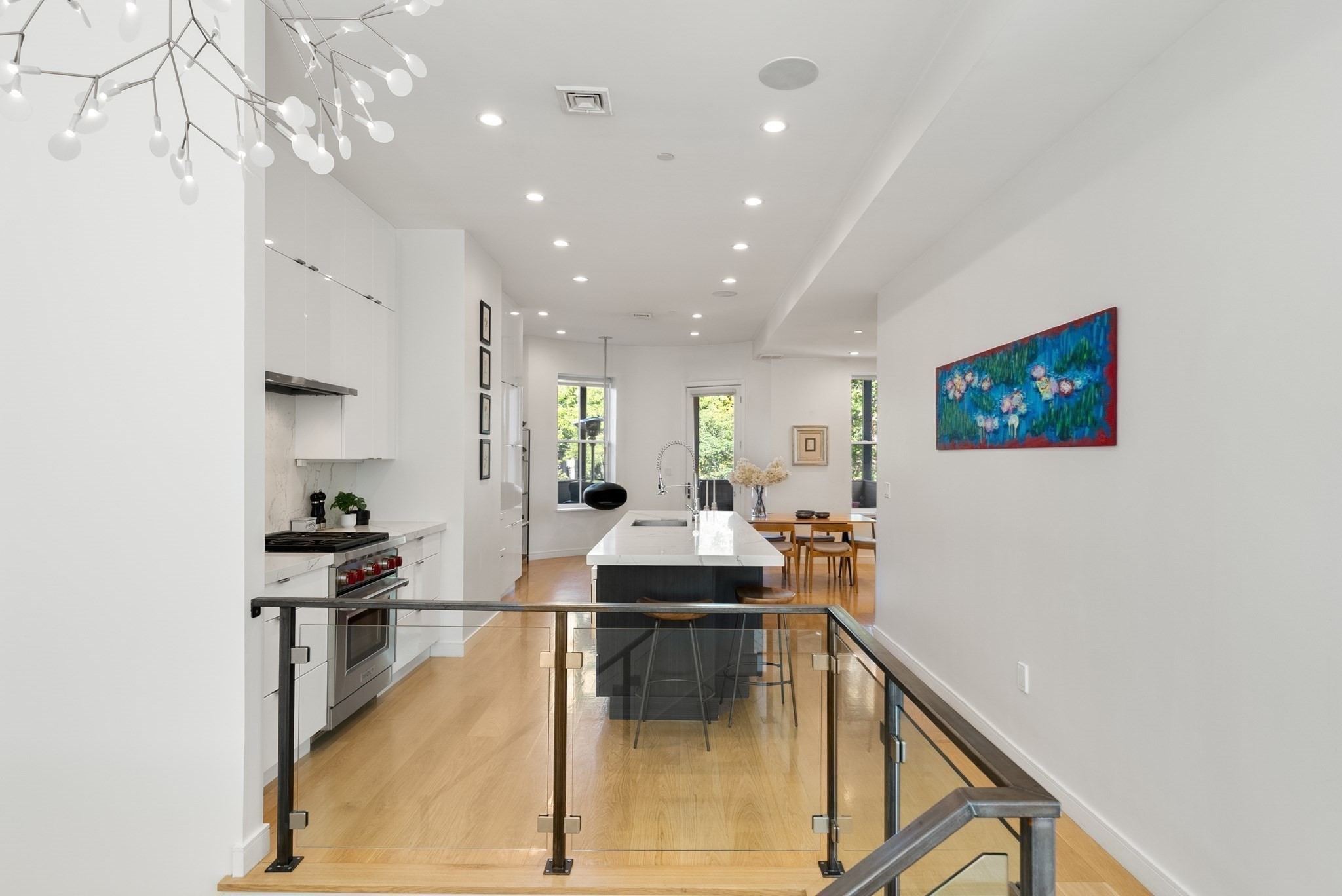 429 Columbus Ave # 2