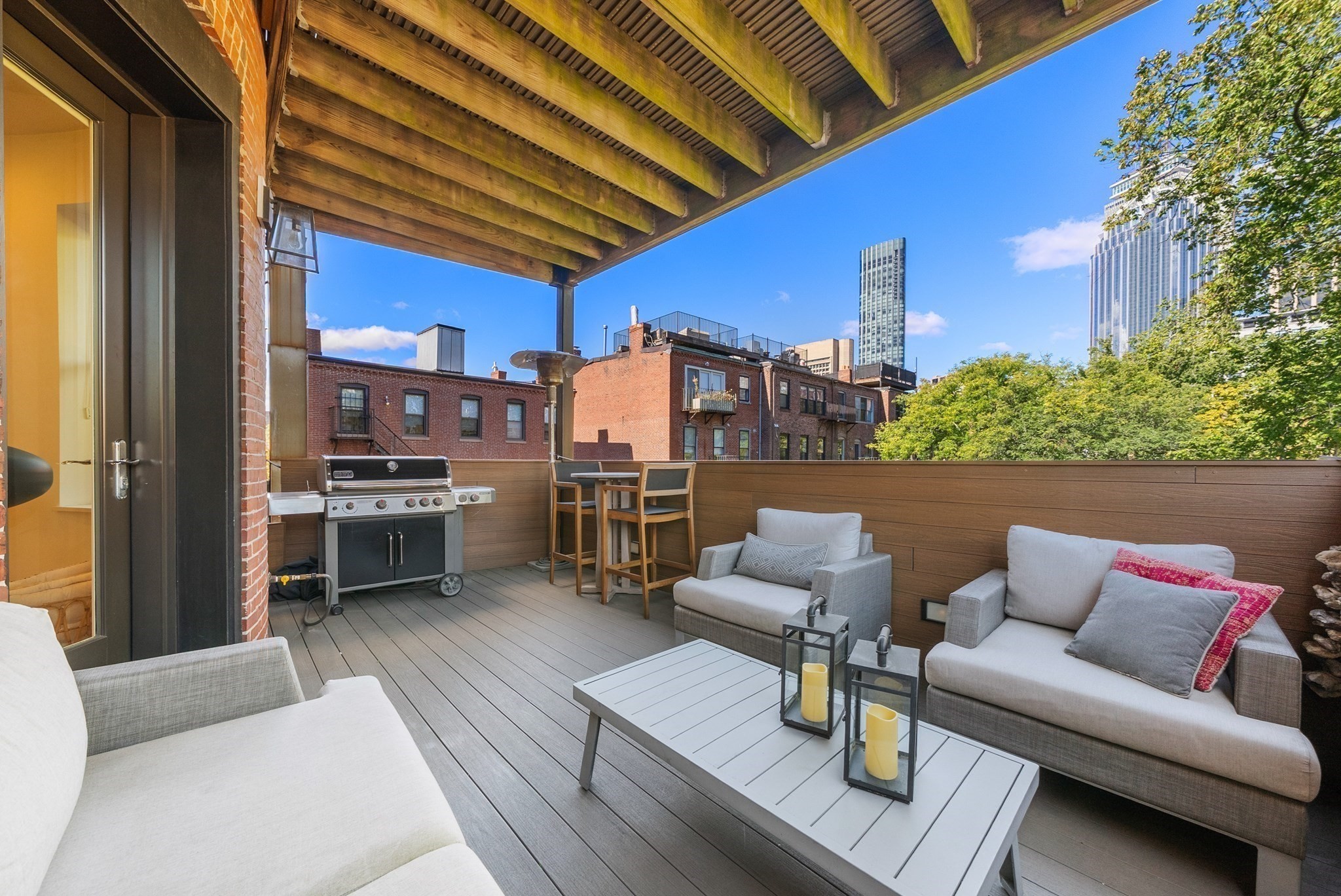 429 Columbus Ave # 2