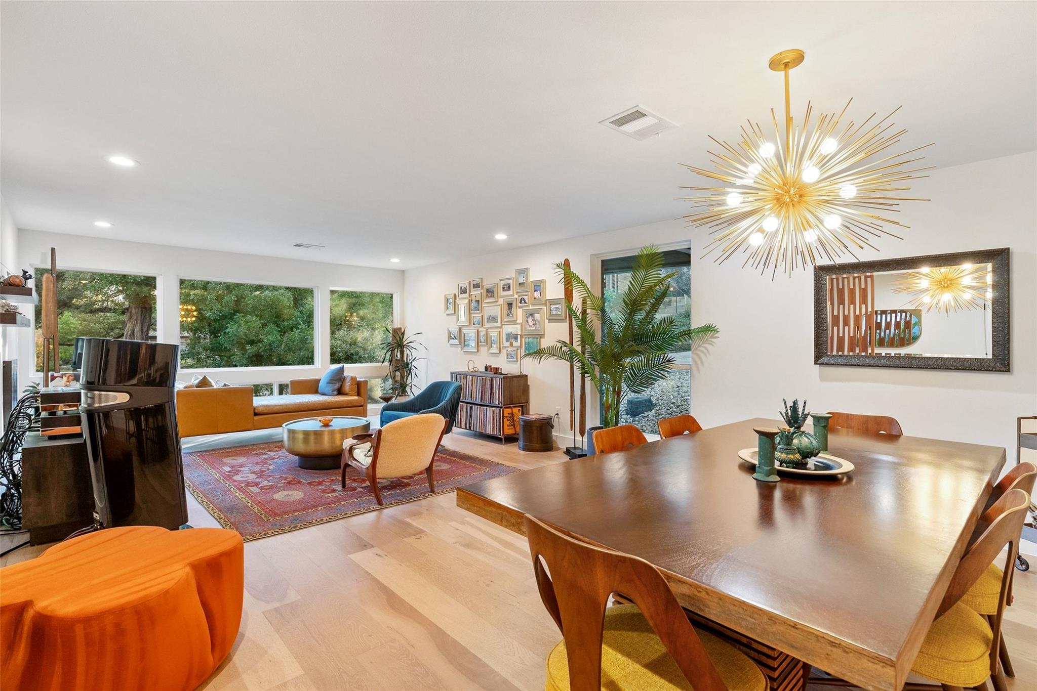 Balcones Mid-Century Modern Oasis