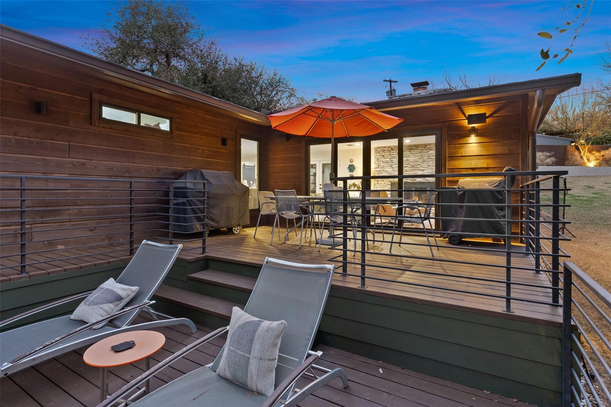 Balcones Mid-Century Modern Oasis