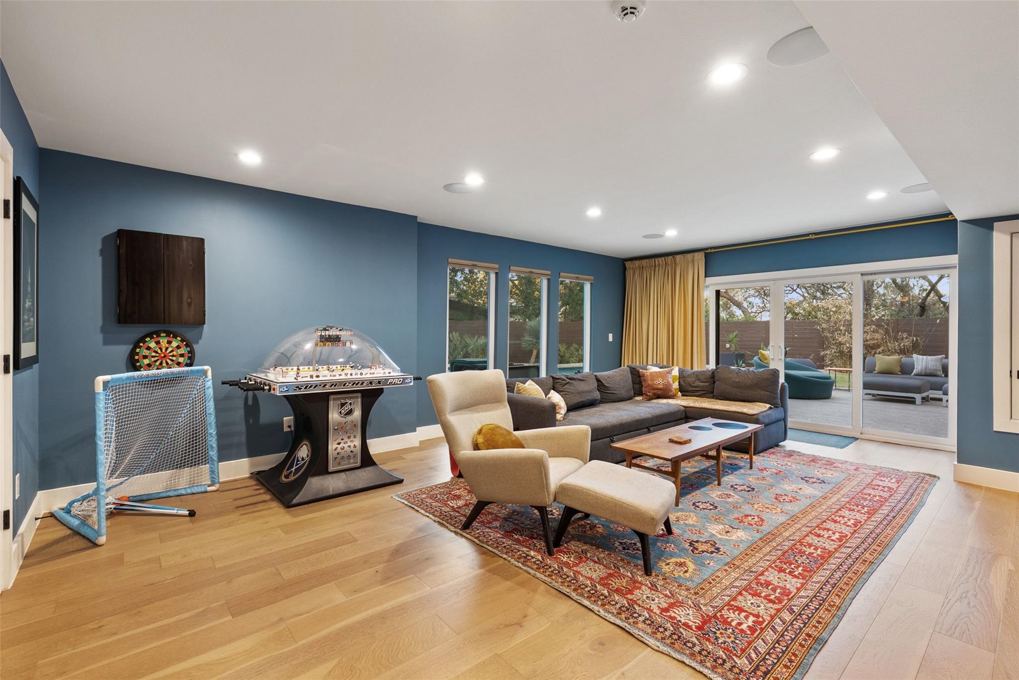 Balcones Mid-Century Modern Oasis