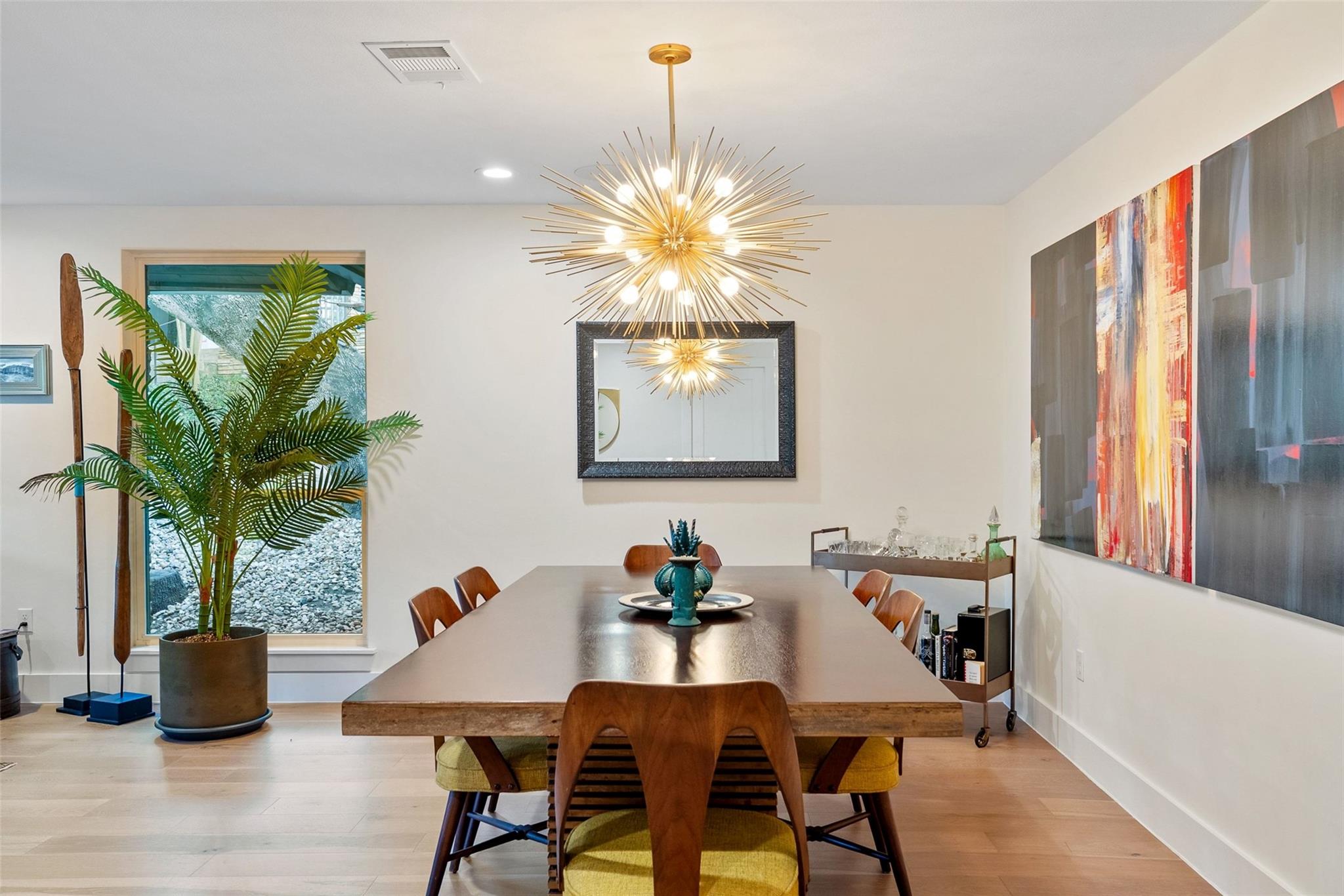 Balcones Mid-Century Modern Oasis