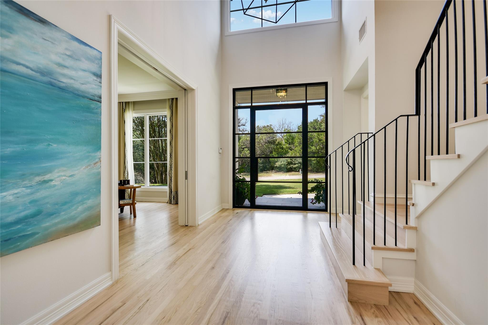 103 Las Lomas DR