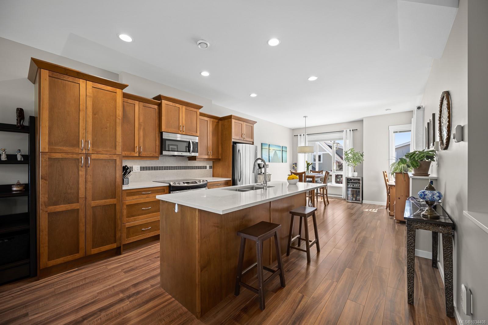 700 Lancaster Way # 23