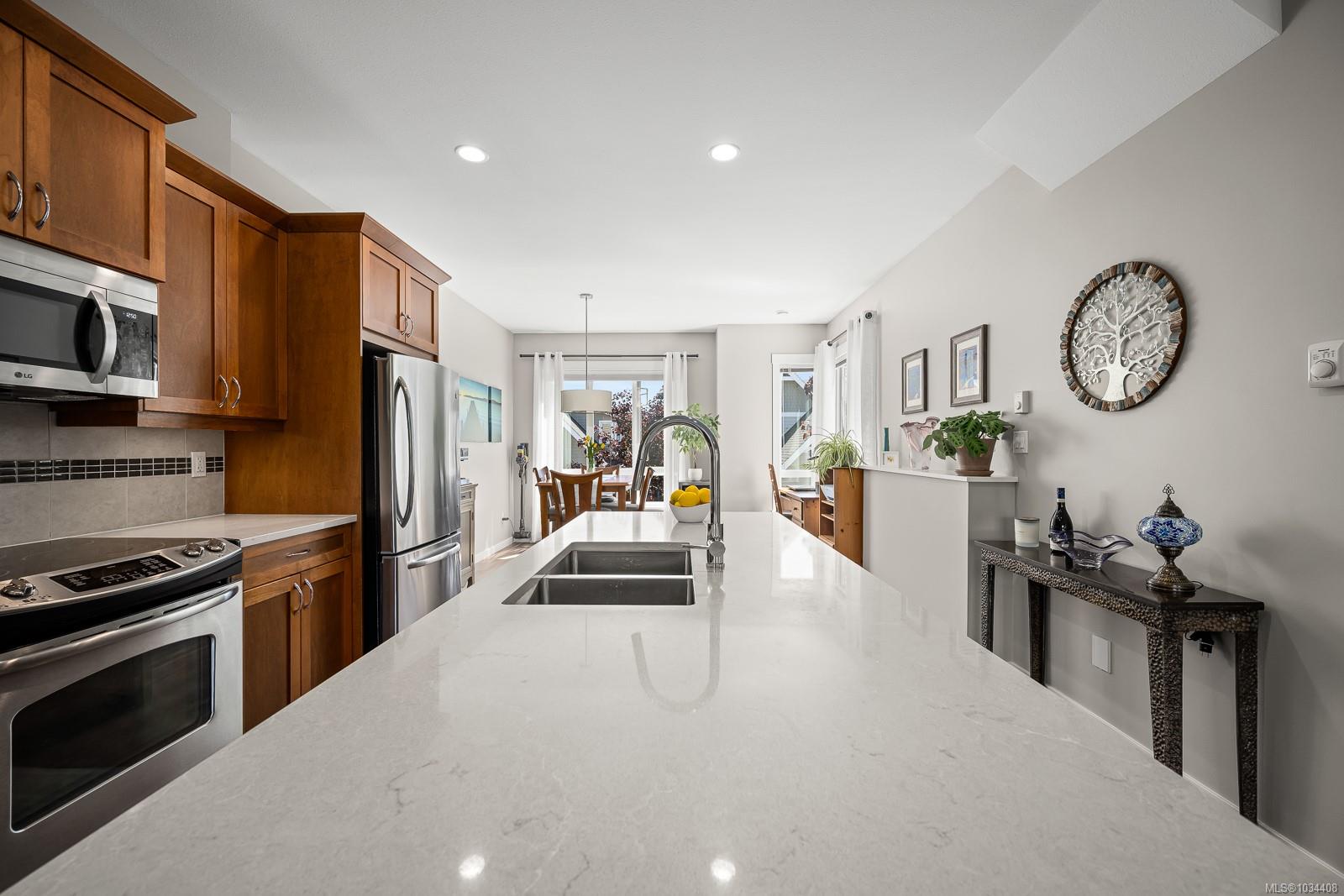 700 Lancaster Way # 23
