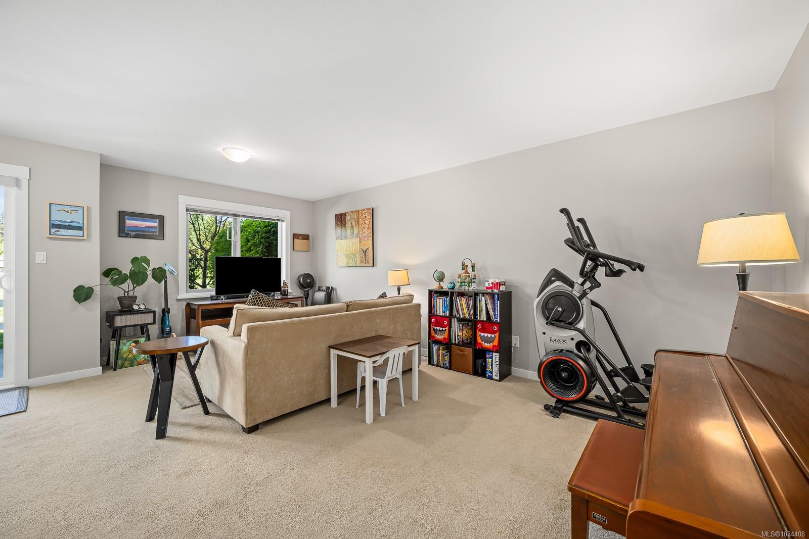 700 Lancaster Way # 23