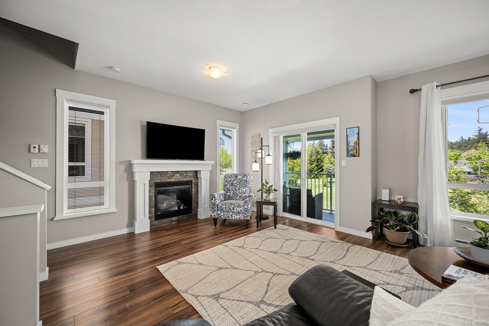 700 Lancaster Way # 23