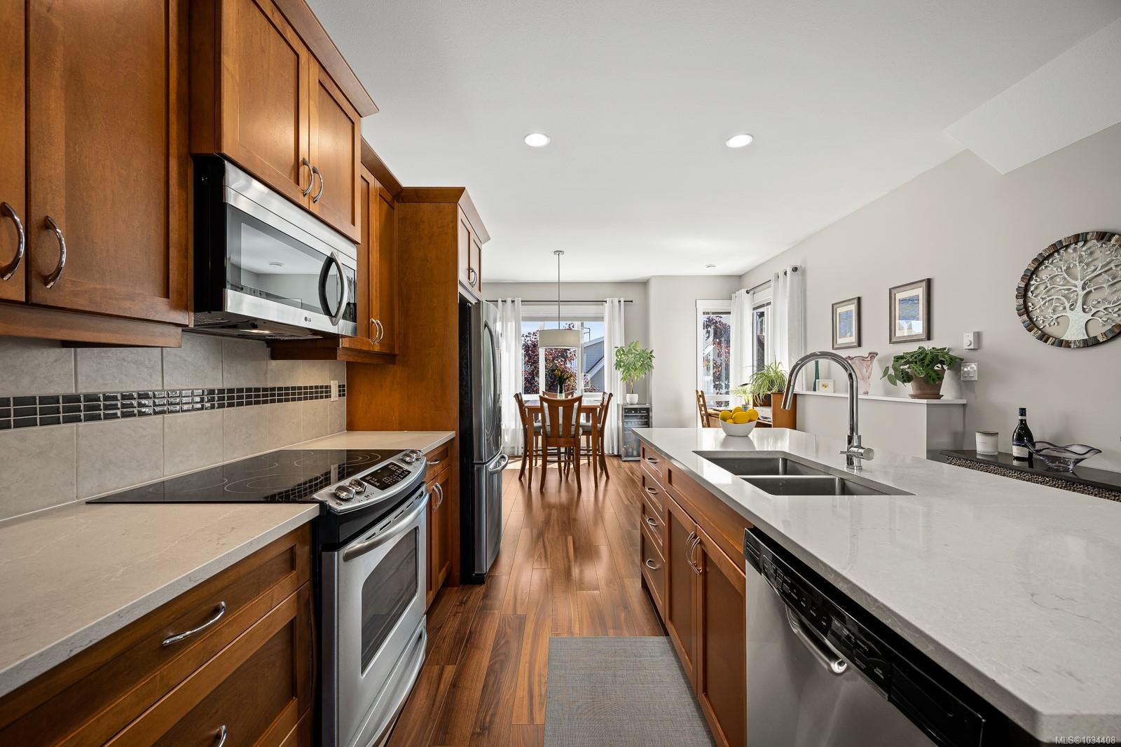 700 Lancaster Way # 23