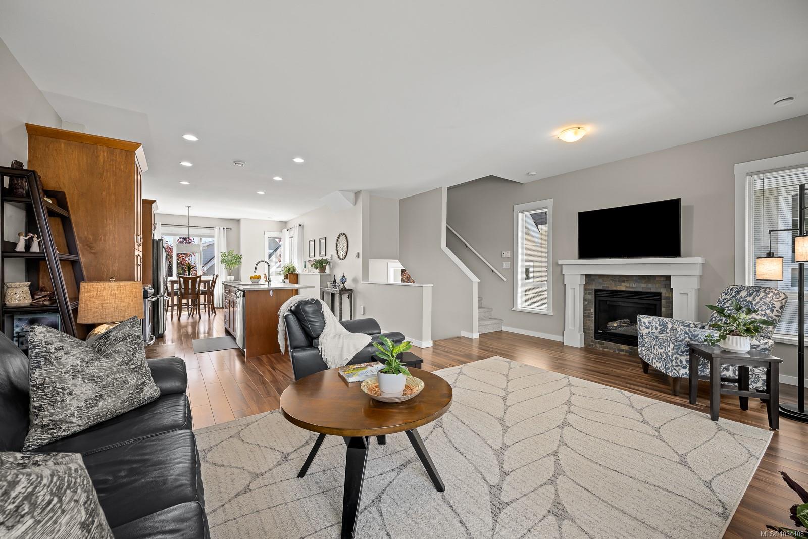 700 Lancaster Way # 23