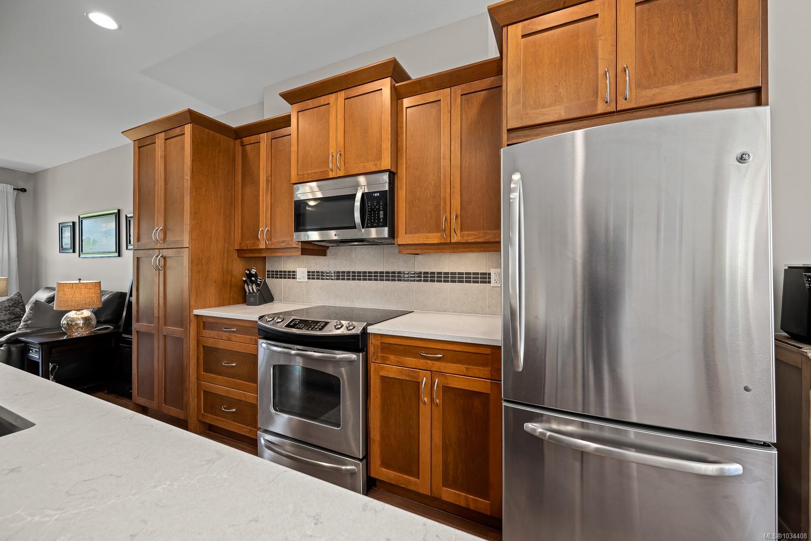 700 Lancaster Way # 23