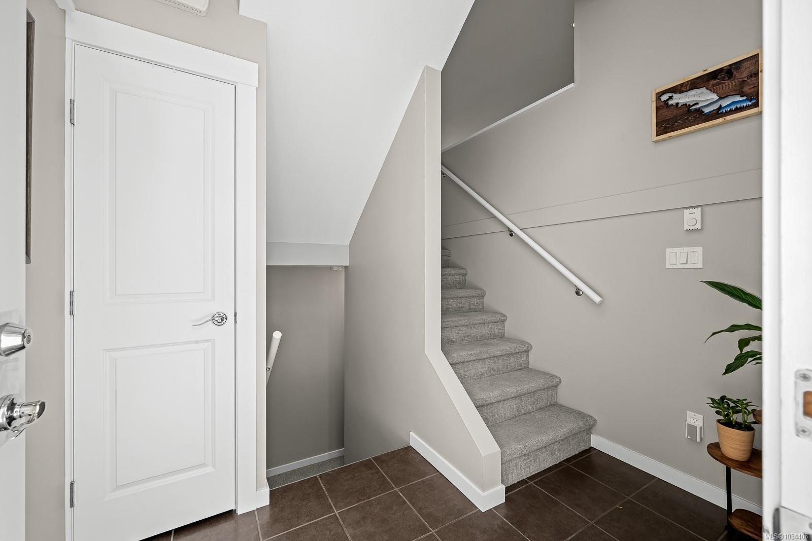700 Lancaster Way # 23