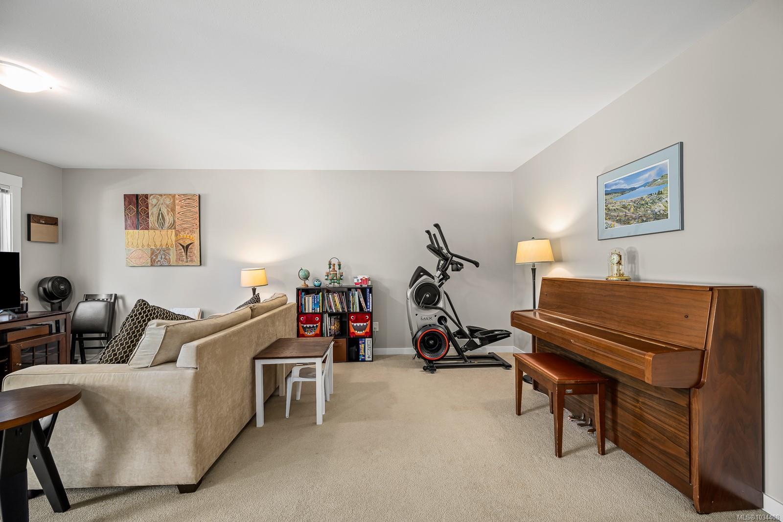 700 Lancaster Way # 23