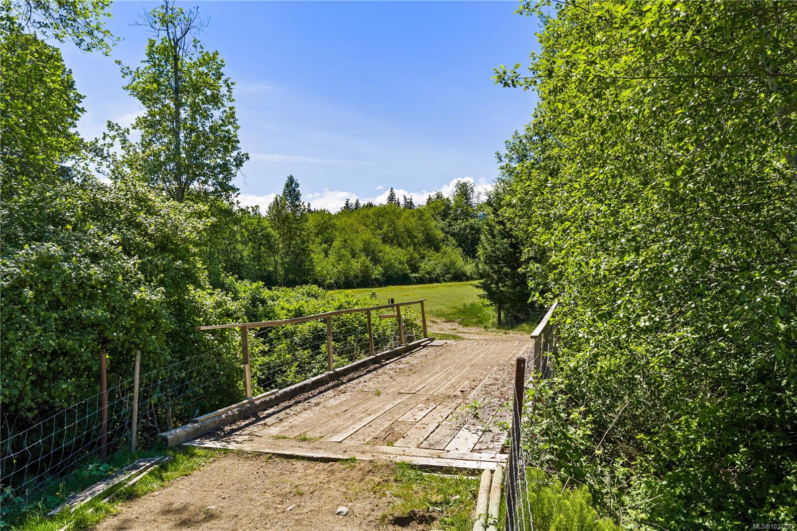 Lot A Castle Dr