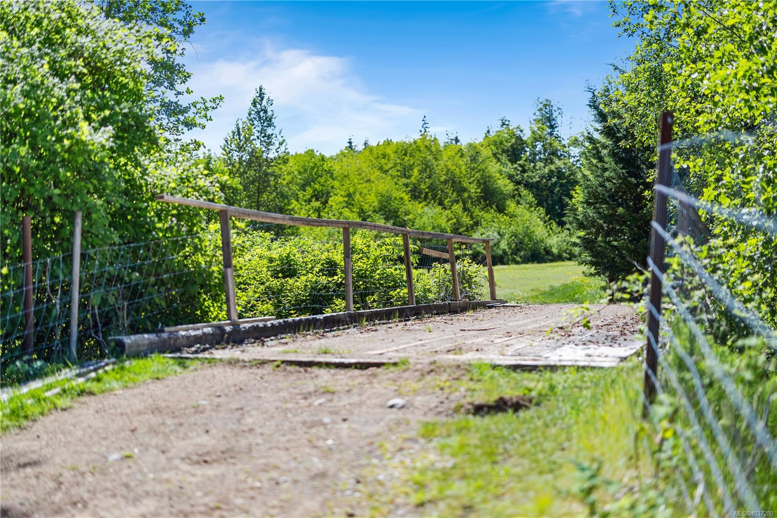 Lot A Castle Dr