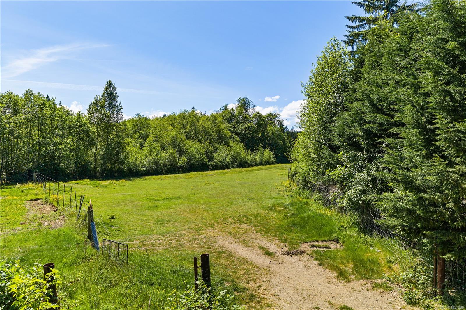 Lot A Castle Dr