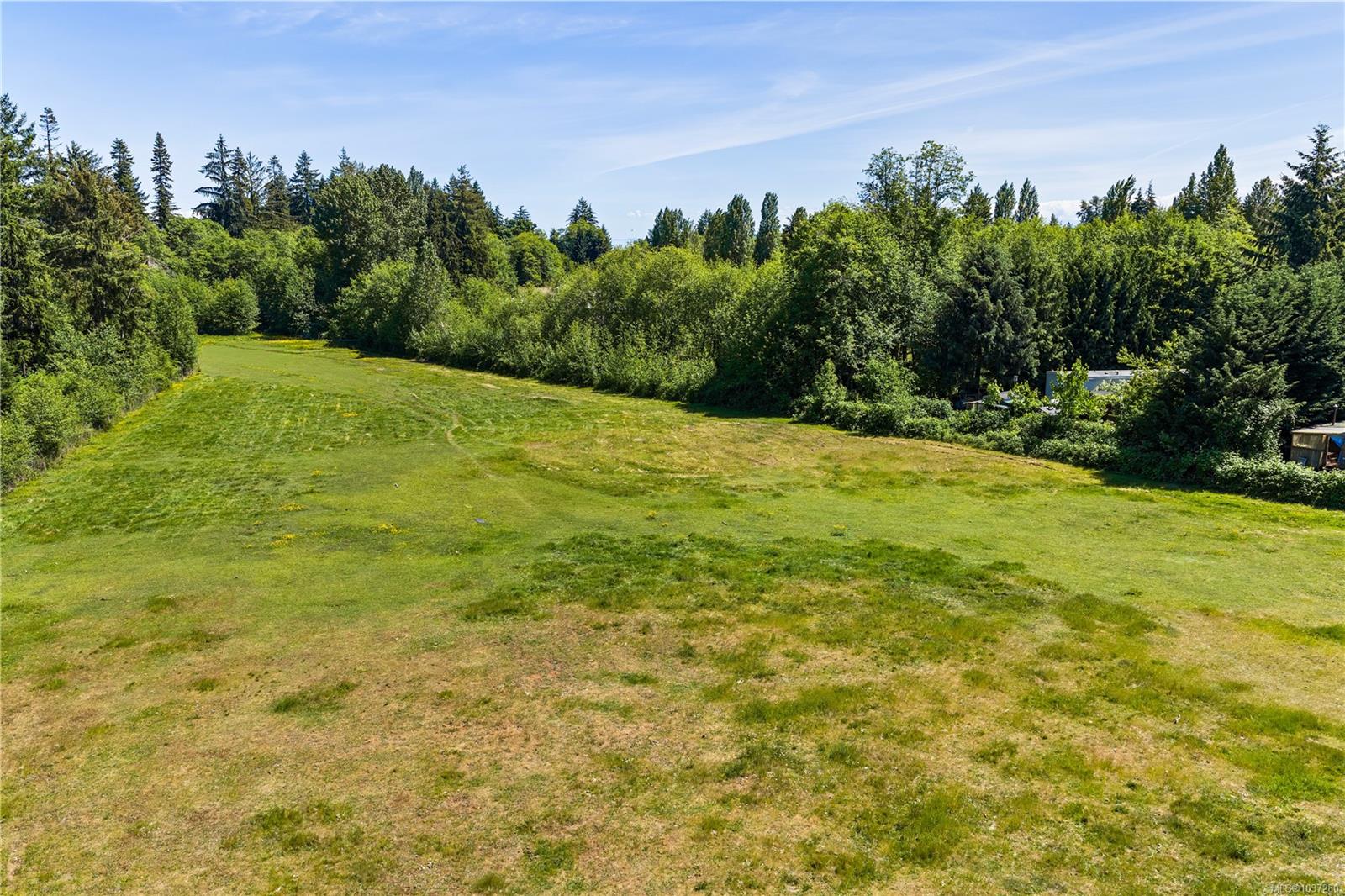 Lot A Castle Dr