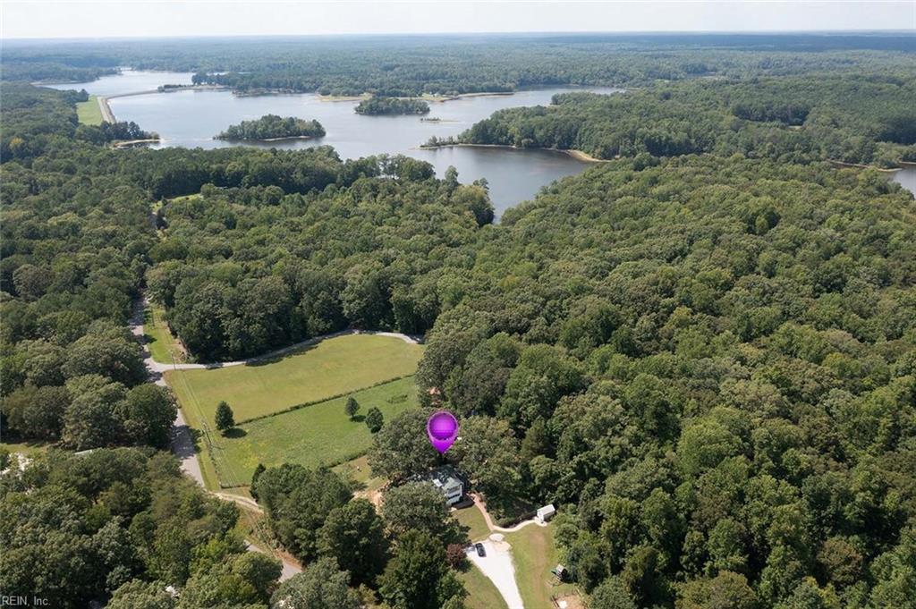 1022 Stewarts RD