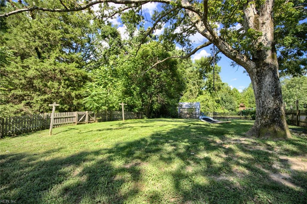 1022 Stewarts RD