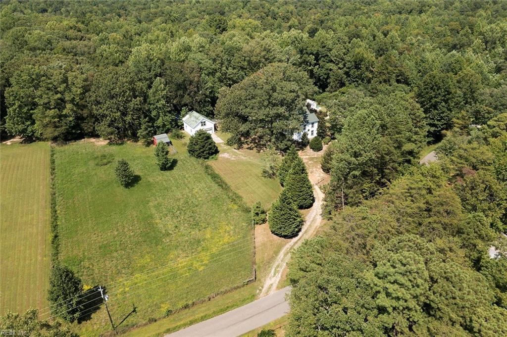 1022 Stewarts RD