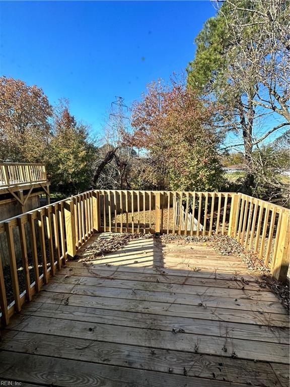 1129 Clydesdale LN