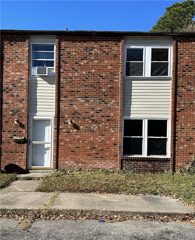 1129 Clydesdale LN