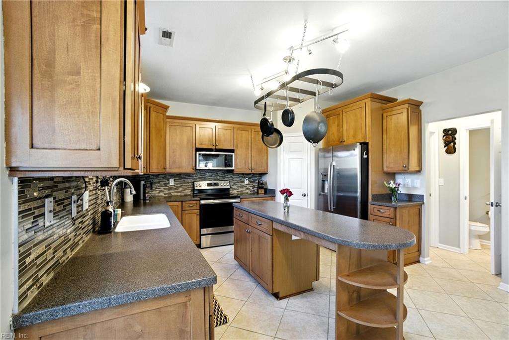 3024 Beaden DR