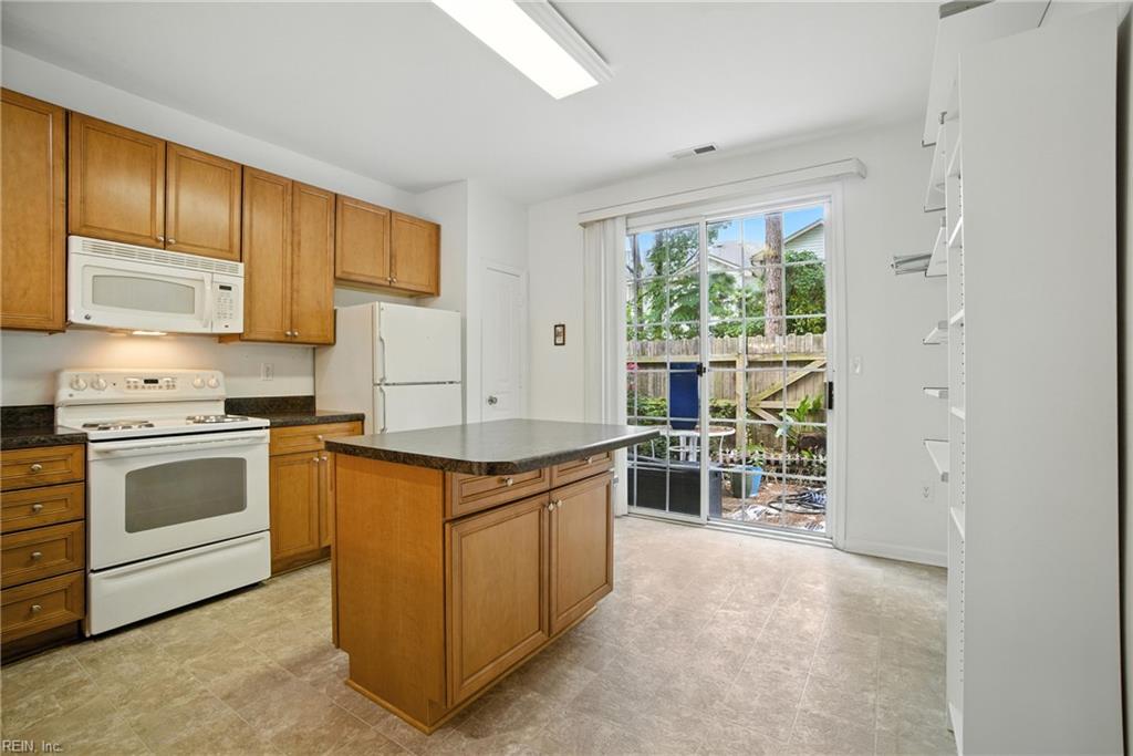 1428 Otterbourne CIR