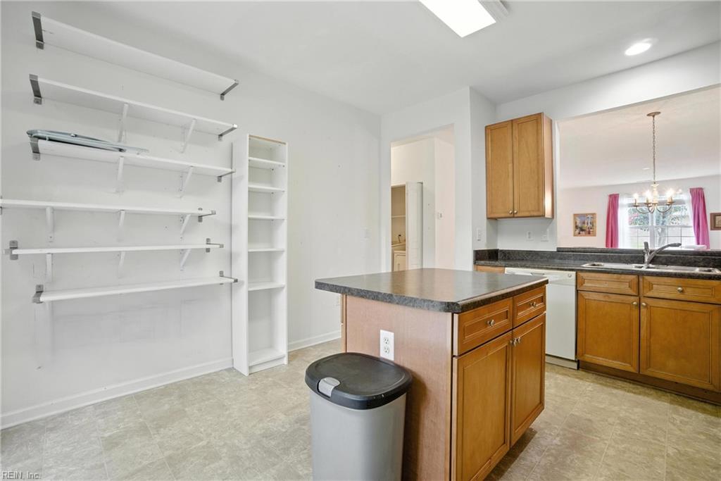 1428 Otterbourne CIR