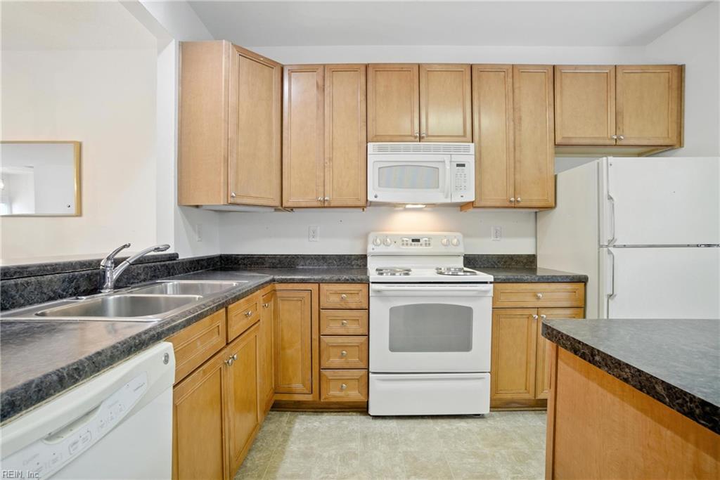 1428 Otterbourne CIR