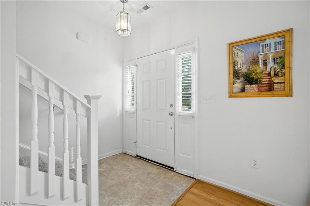 1428 Otterbourne CIR