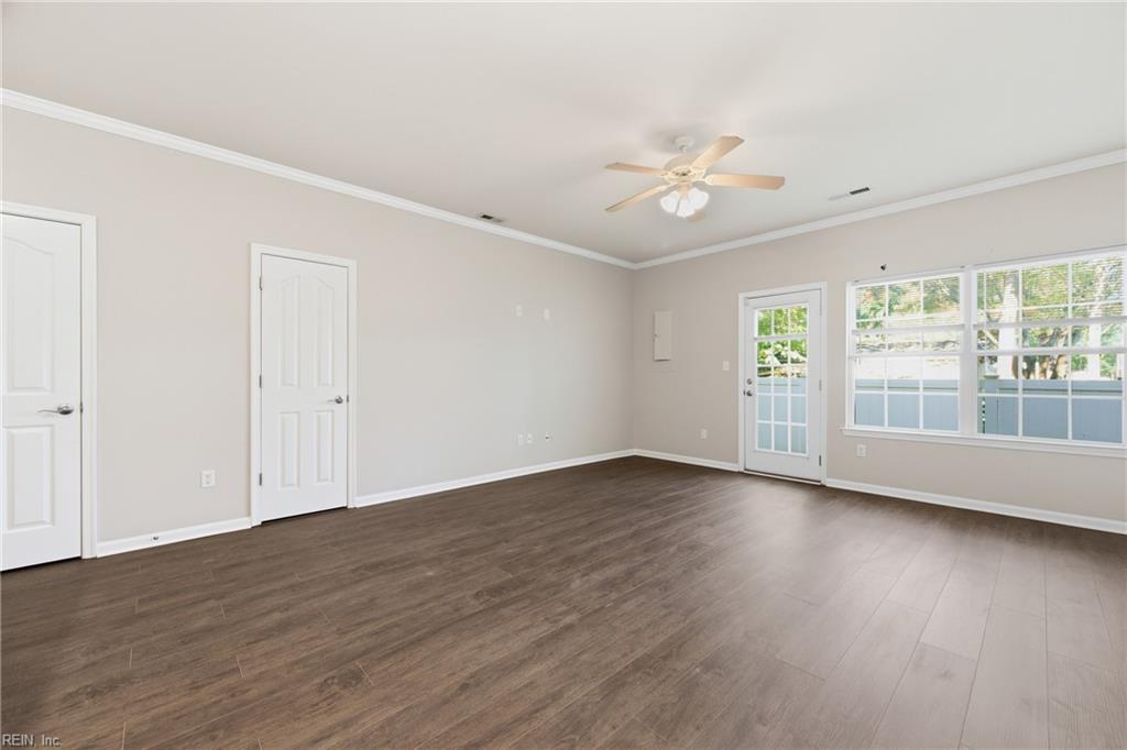 545 Settlement LN