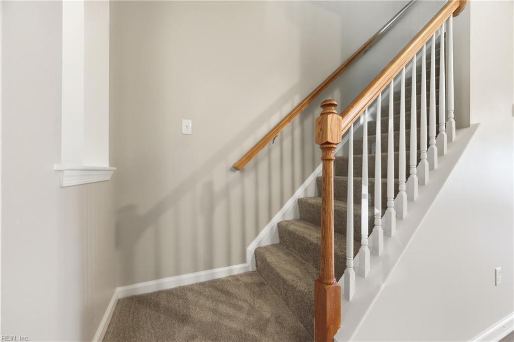545 Settlement LN