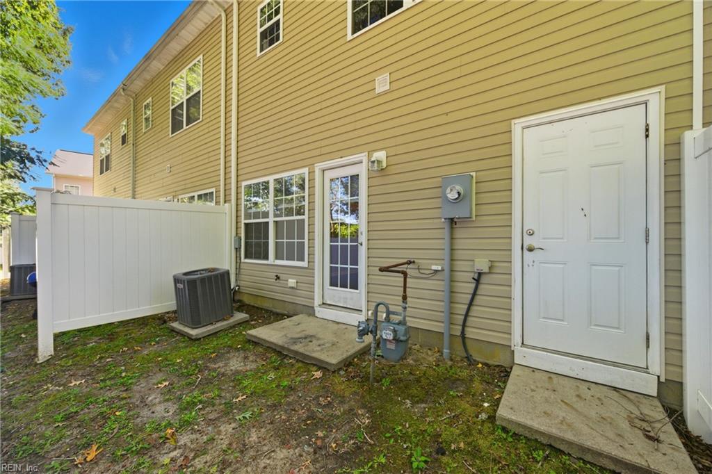 545 Settlement LN