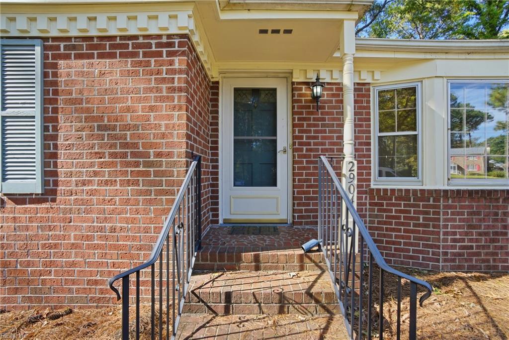 2904 Prince Of Wales DR