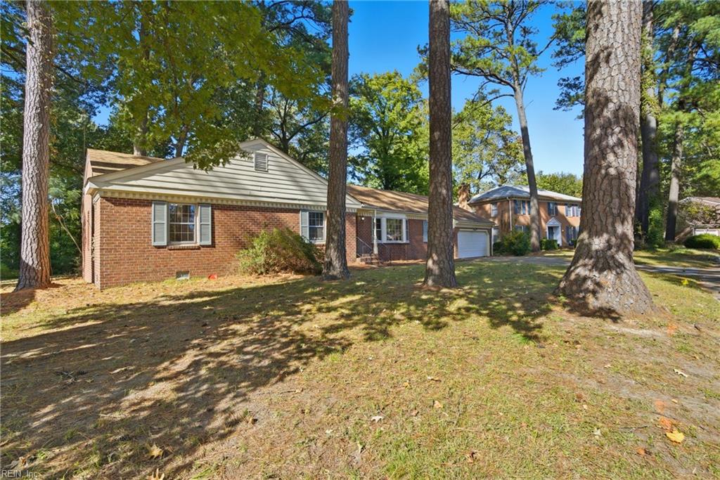 2904 Prince Of Wales DR