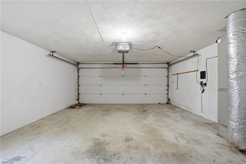 2904 Prince Of Wales DR