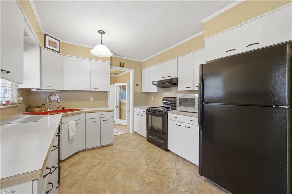 3436 Kings Grant RD