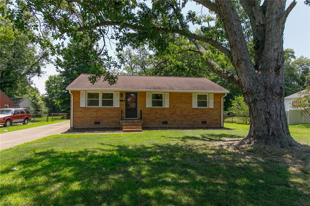 36 Woodbury Forrest DR