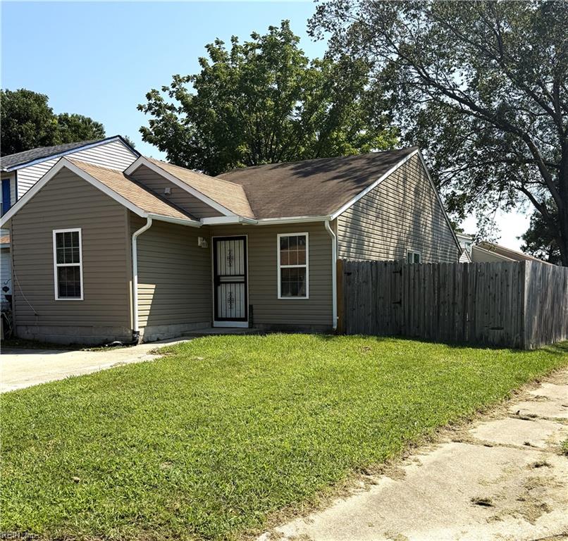 800 Stephanie CT