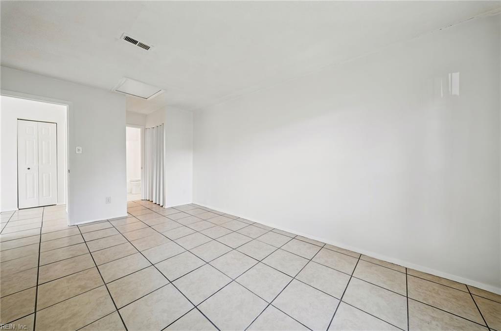 800 Stephanie CT